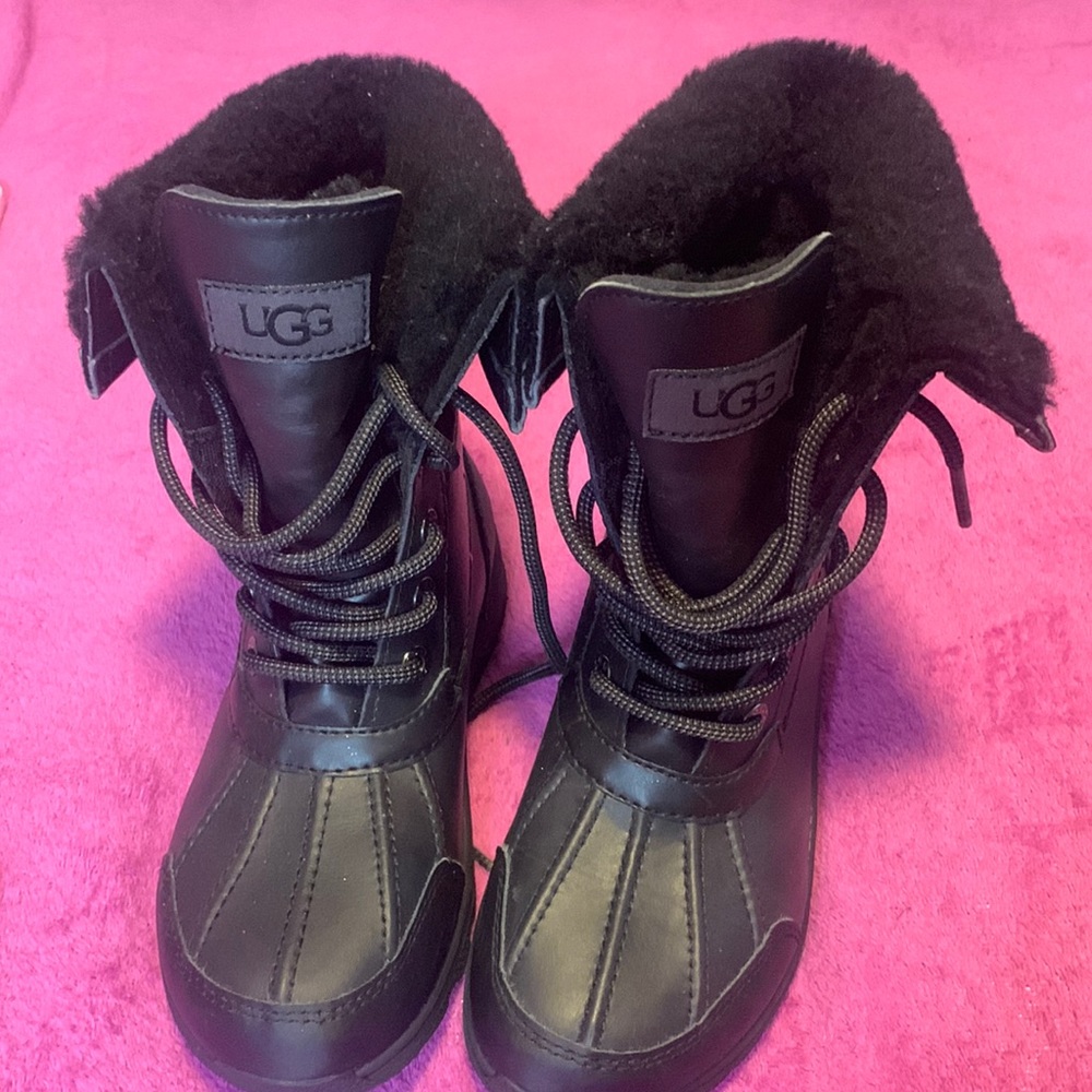 Girls Ugg boots